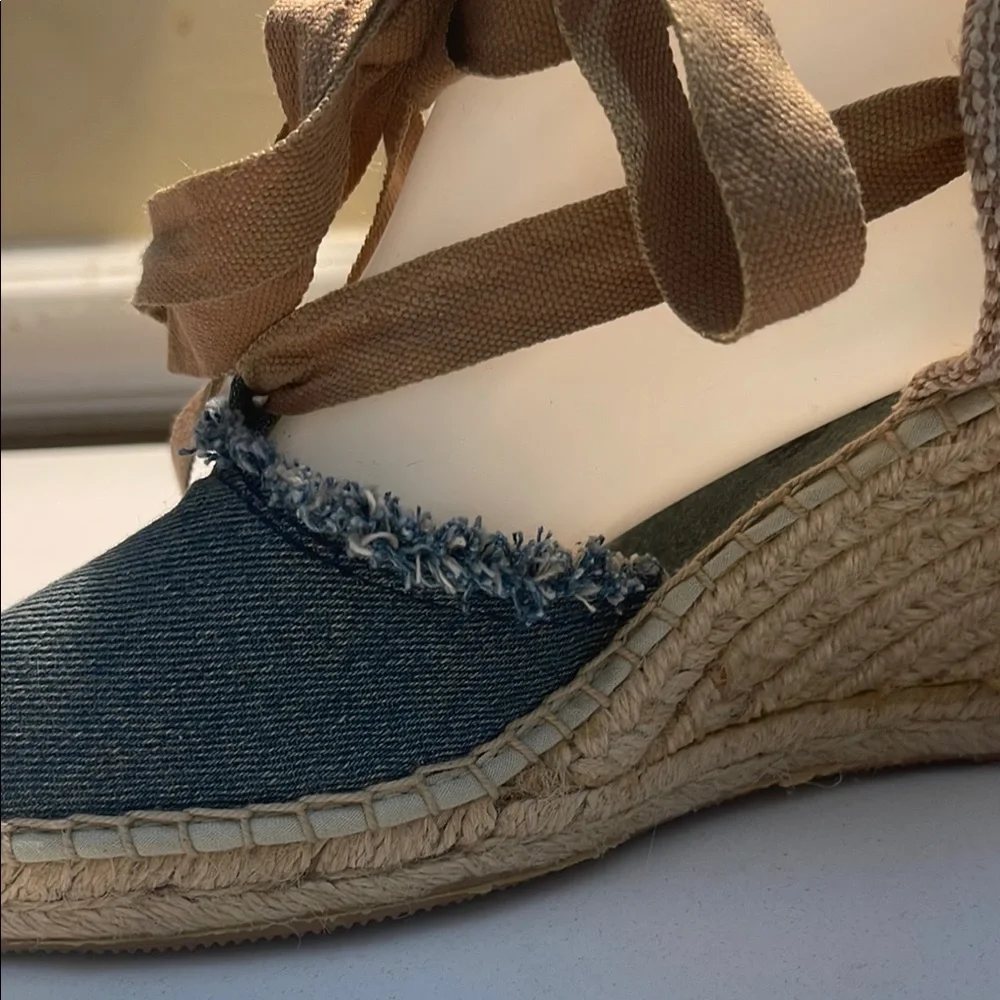 American Eagle Denim Blue and Tan Espadrille Slip-Ons - Picture 6 of 16